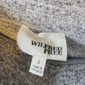 Aritzia Skirts - Aritzia Wilfred Free Tyra Skirt Aritzia Skirts - Aritzia Wilfred Free Tyra Skirt